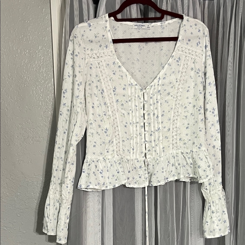 Arizona Jean Company White Floral Button-Front Peplum Blouse